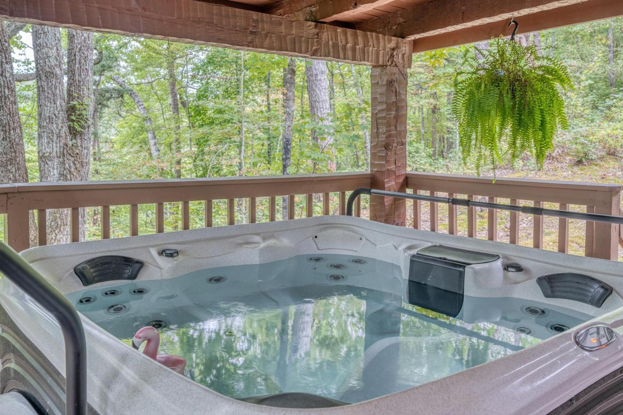 Dudley I By Avantstay Cosy Cabin W Hot Tub Incredible Views Pigeon Forge Exterior photo